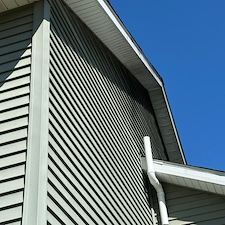 Expert-House-Washing-in-Limberg-IL-by-Freedom-Flow-Power-Wash-Bloomingtons-Leading-Pressure-Washing-Company 0